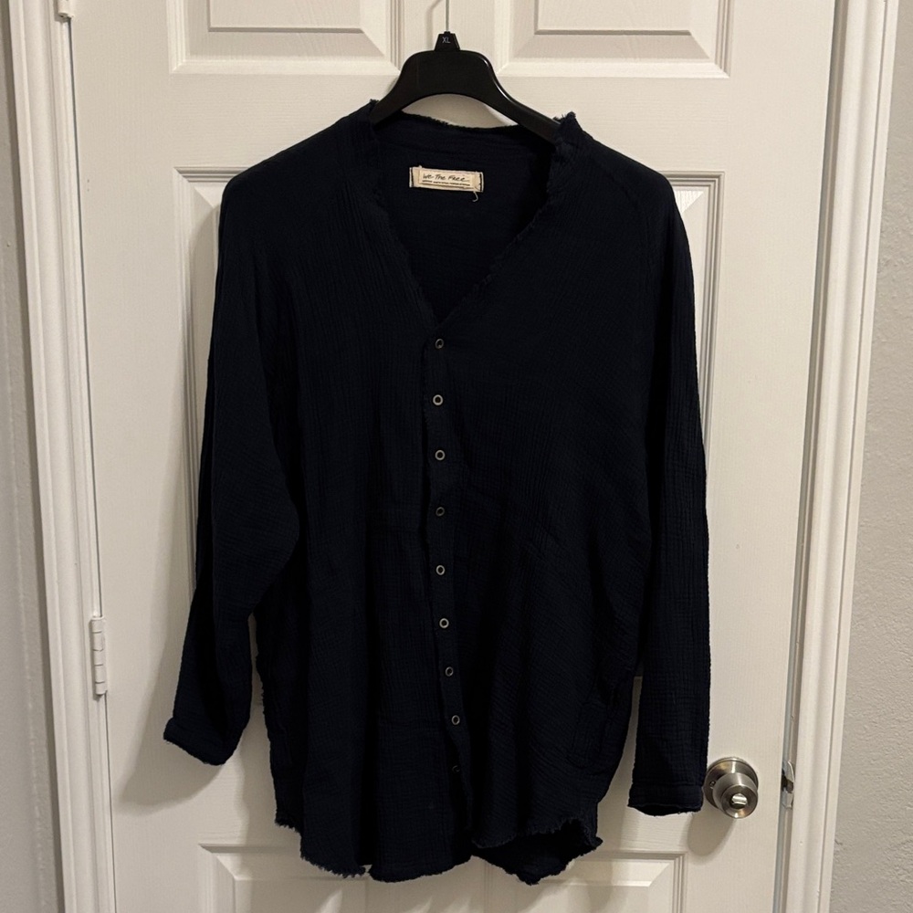 We The Free Oversized Navy Top wt74
